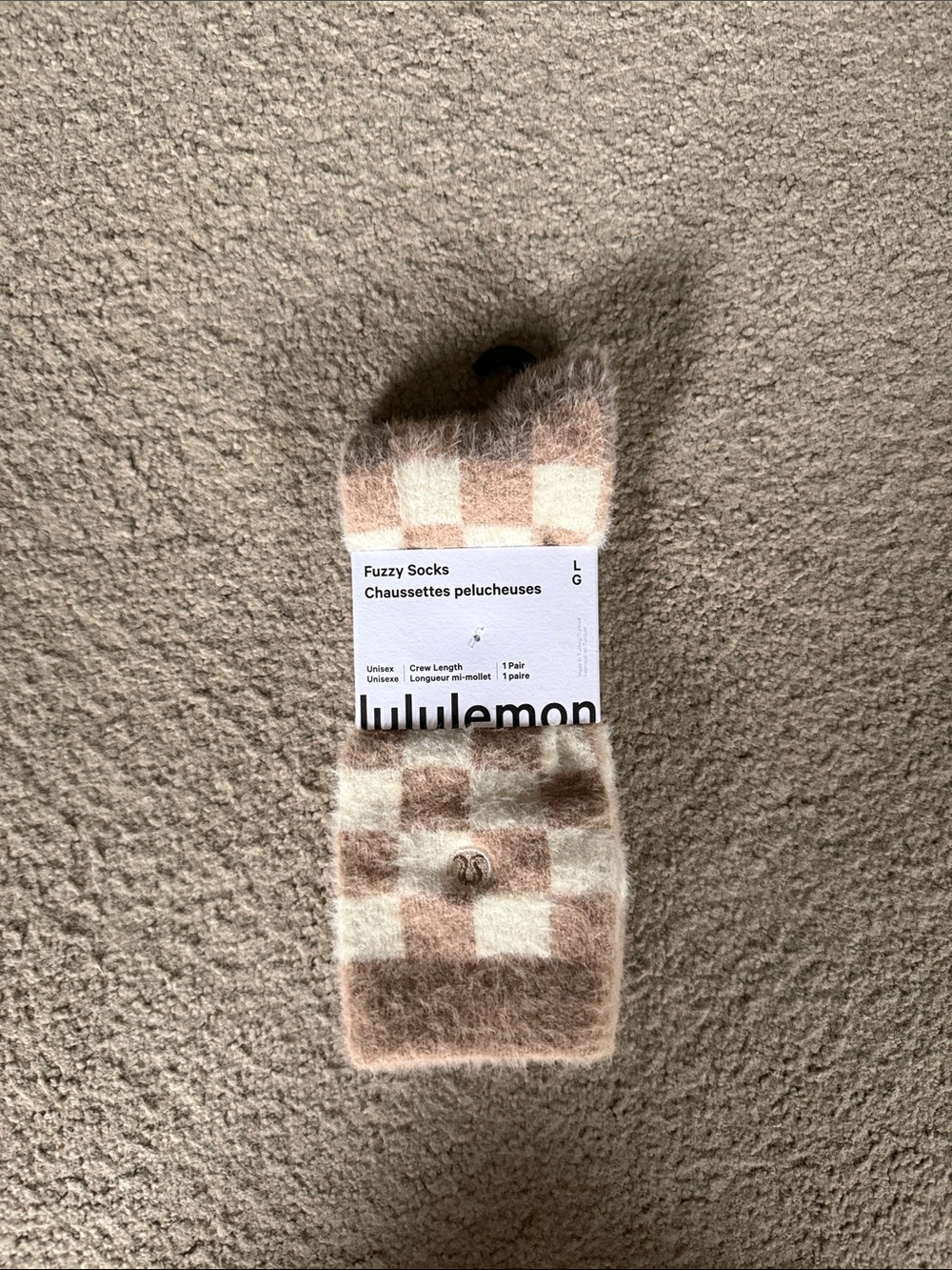lululemon athletica Fuzzy Checkered Socks in Beige and Cream